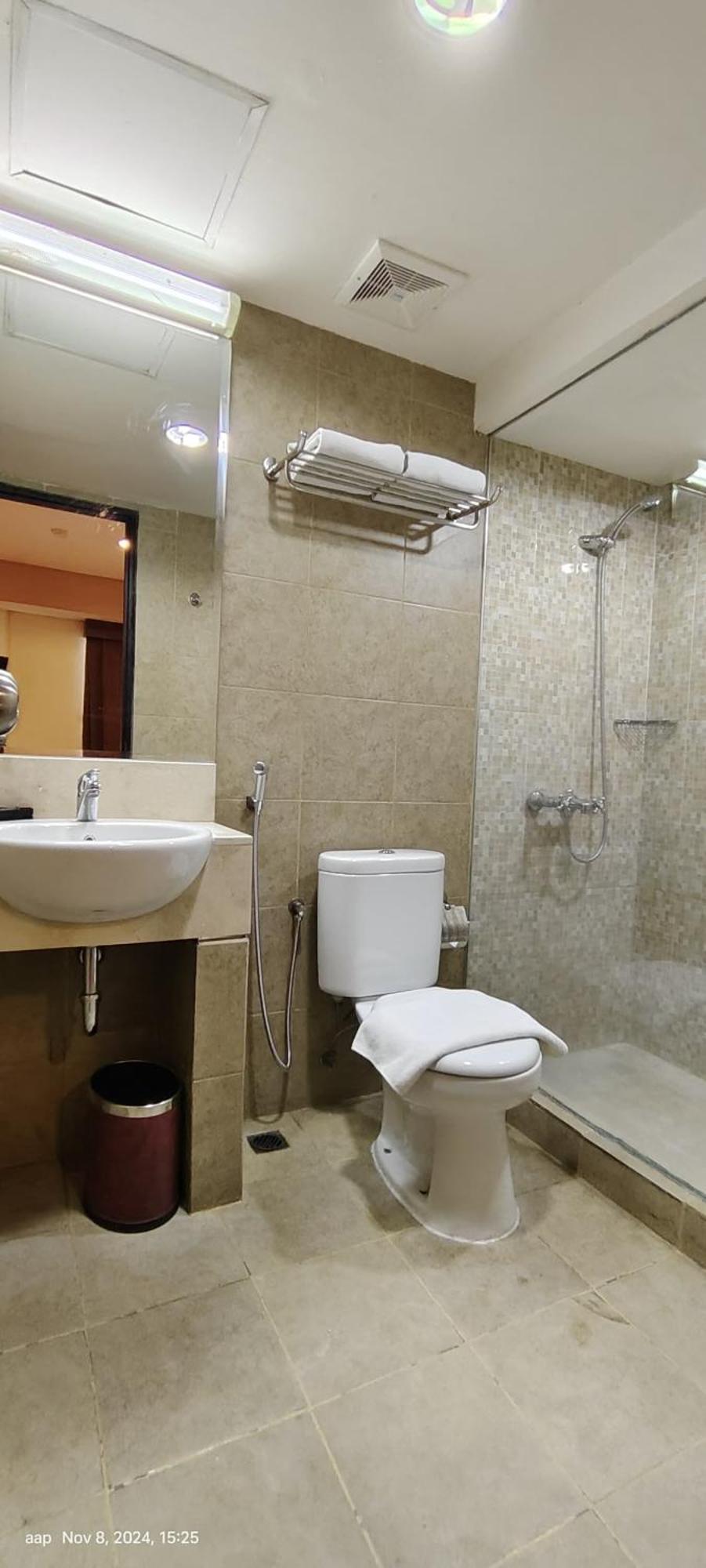 Nemuru Grand Serpong Panunggangah 外观 照片