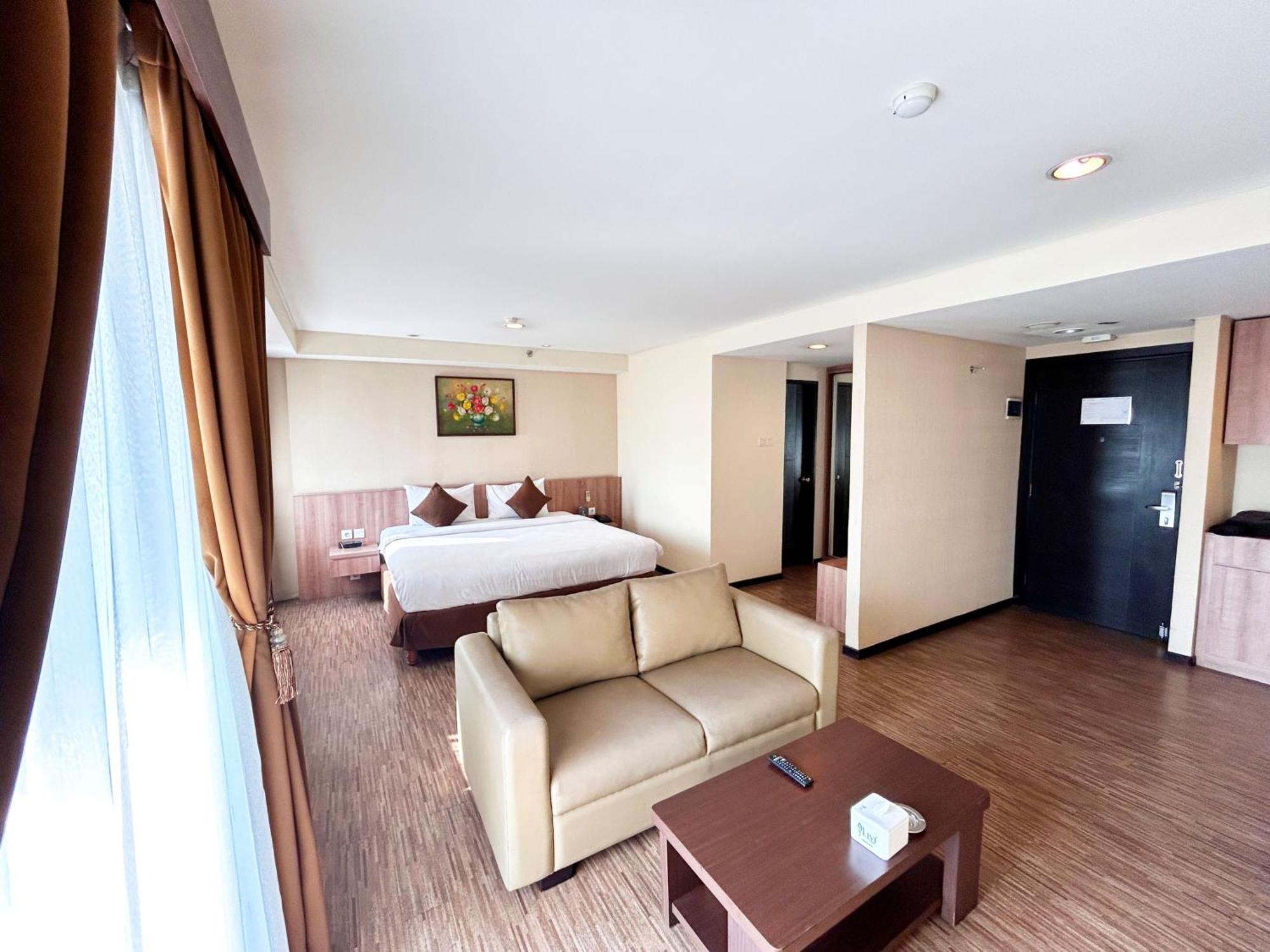 Nemuru Grand Serpong Panunggangah 外观 照片