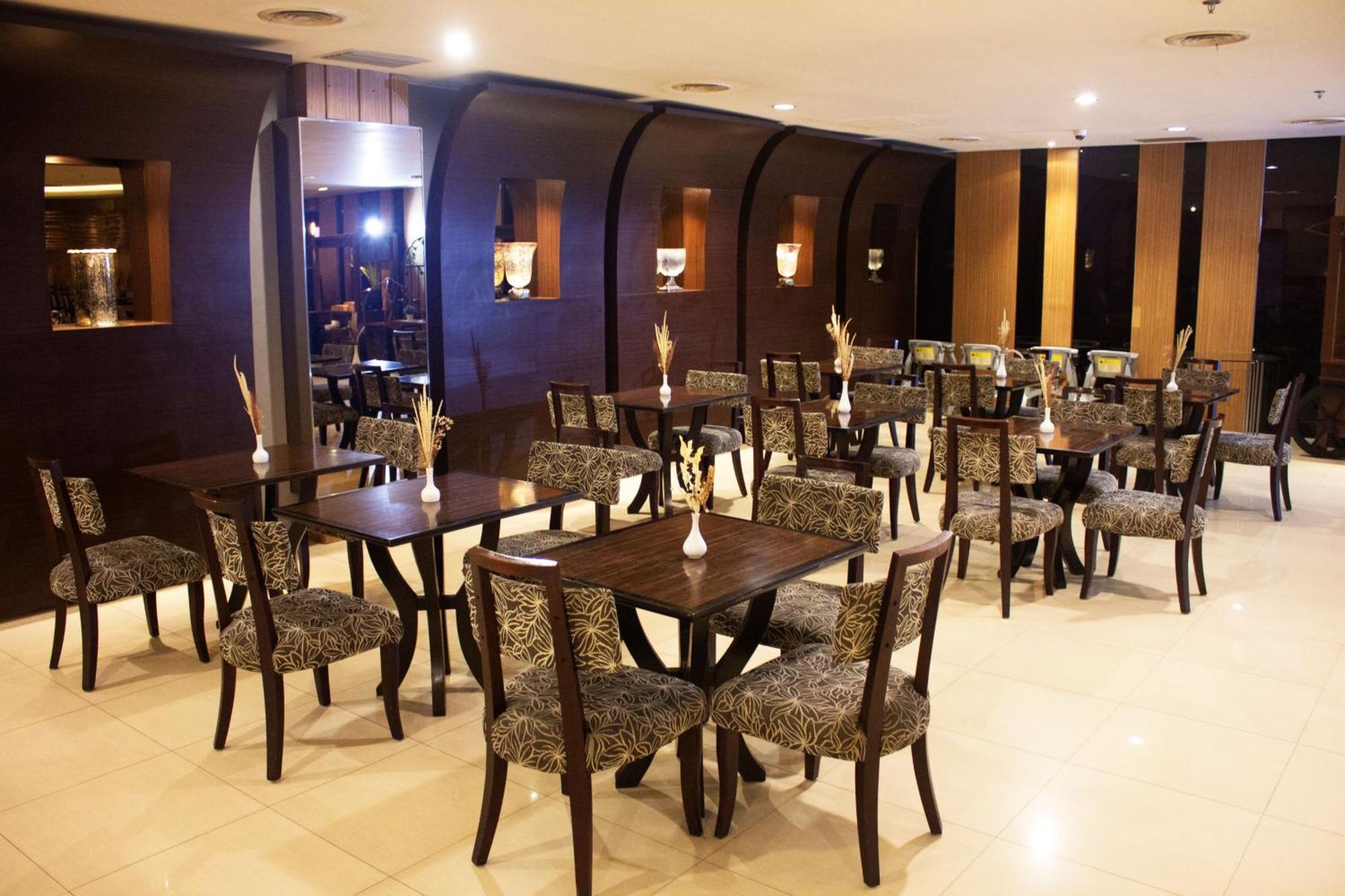 Nemuru Grand Serpong Panunggangah 外观 照片